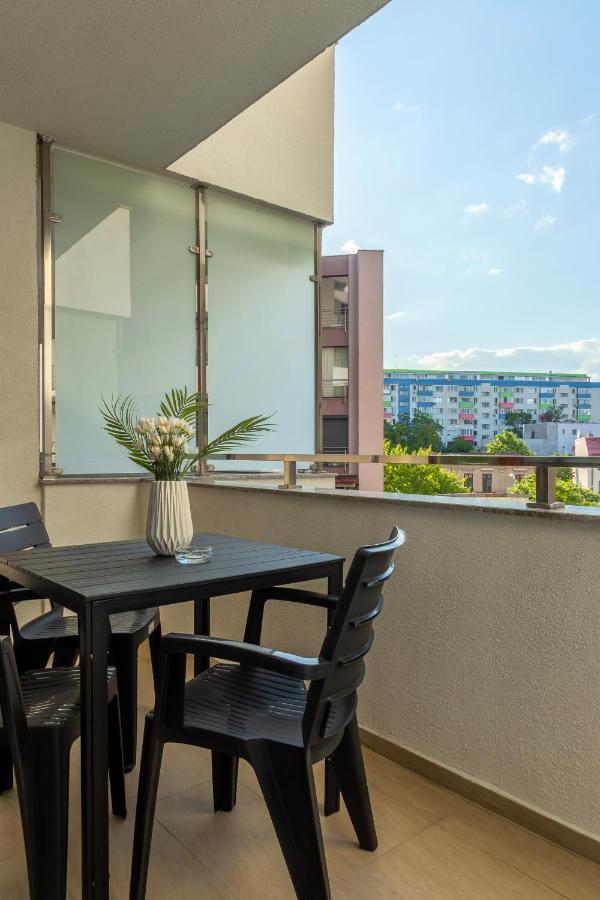 Atlas Unirii: Upscale Flats In The Heart Of Bucharest! Exterior photo